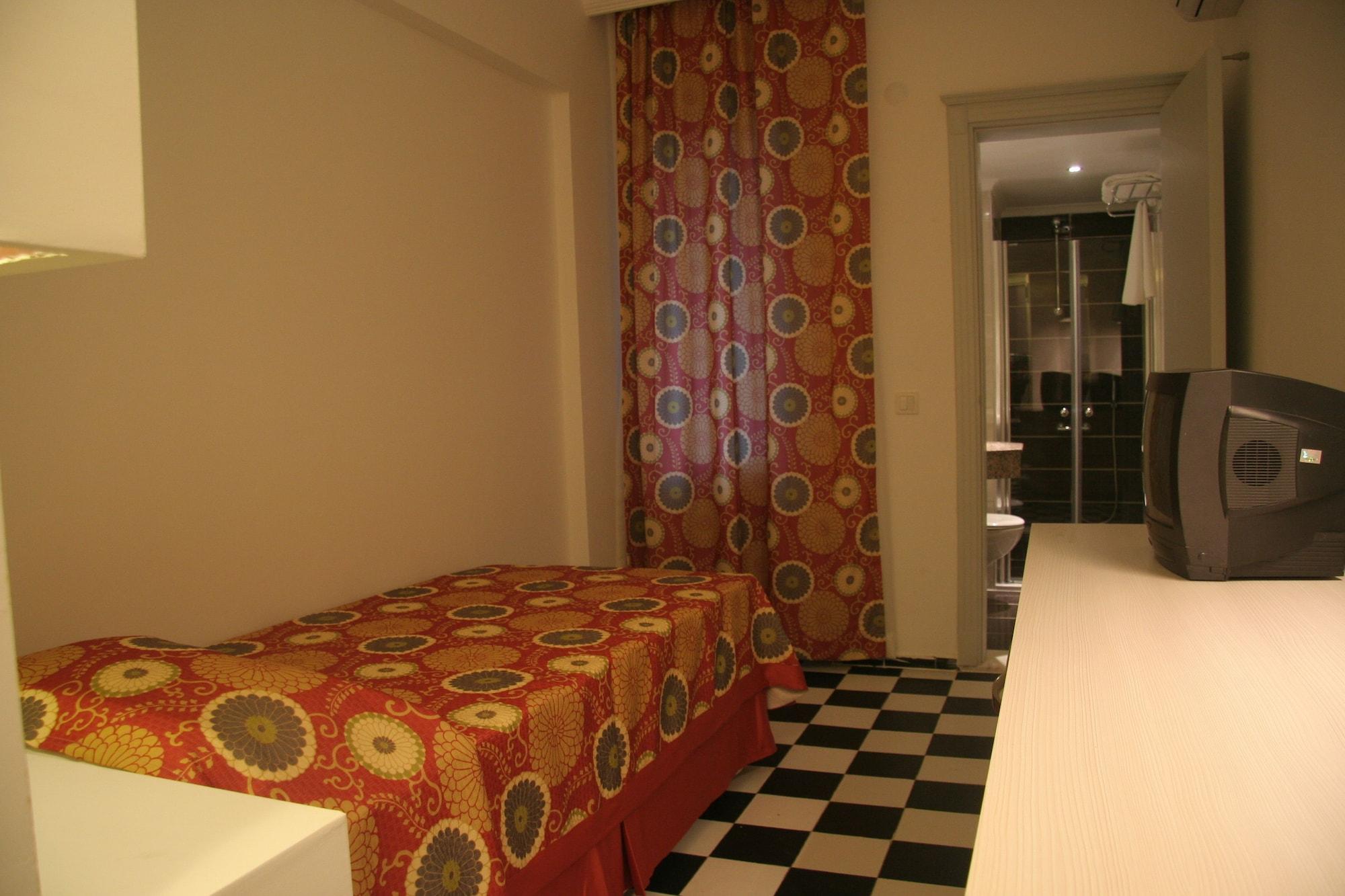 אלאניה Orient Suite Hotel מראה חיצוני תמונה