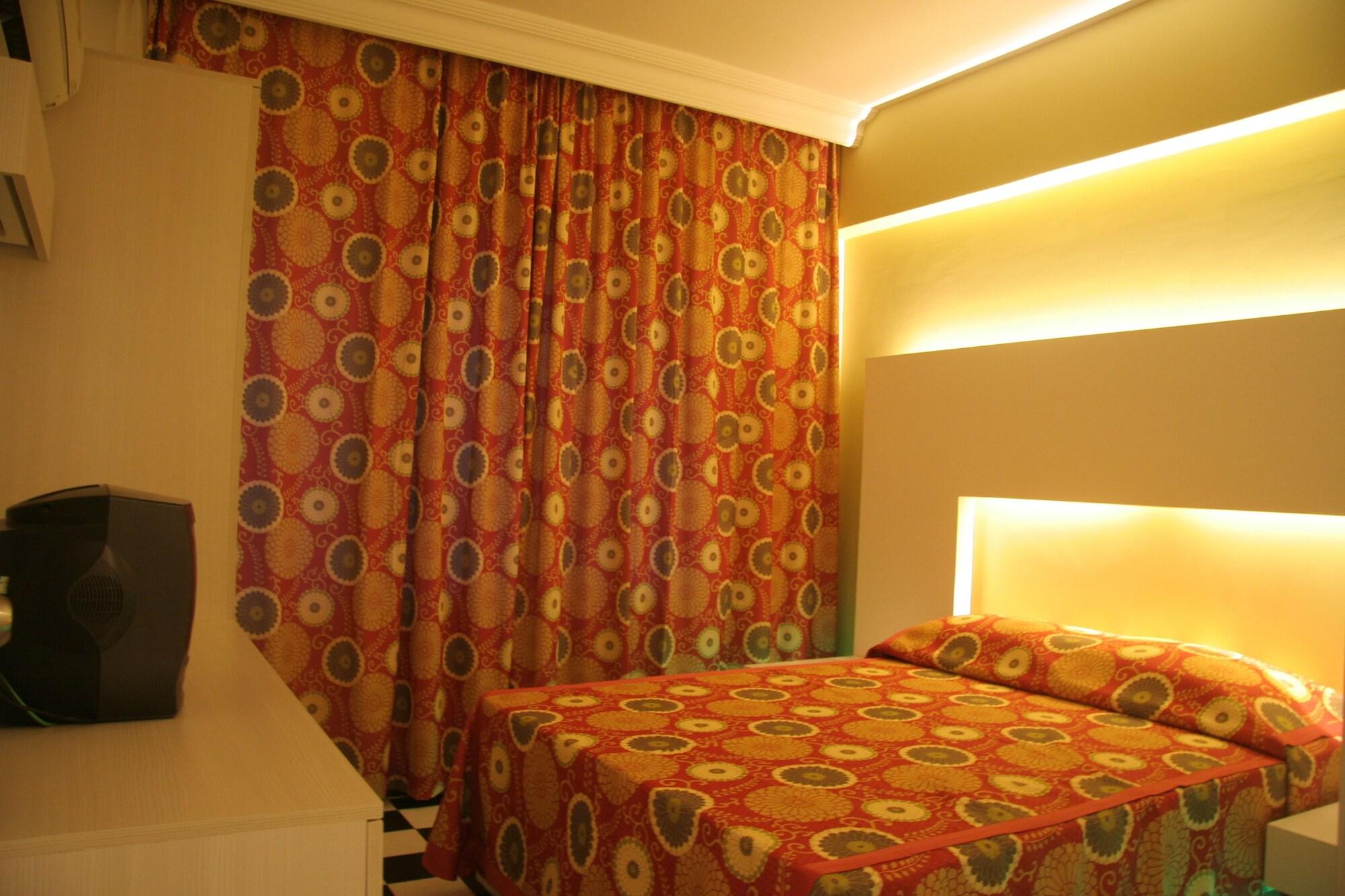 אלאניה Orient Suite Hotel מראה חיצוני תמונה