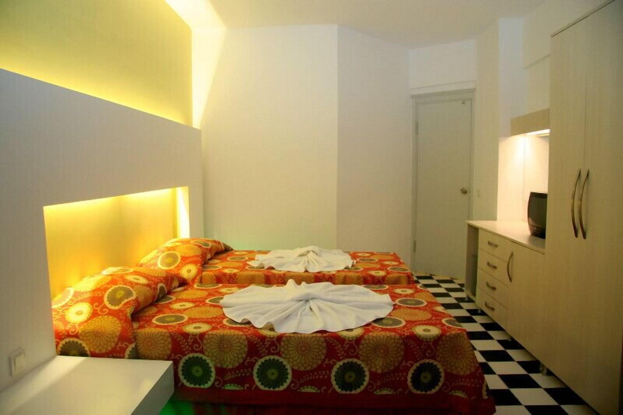 אלאניה Orient Suite Hotel מראה חיצוני תמונה