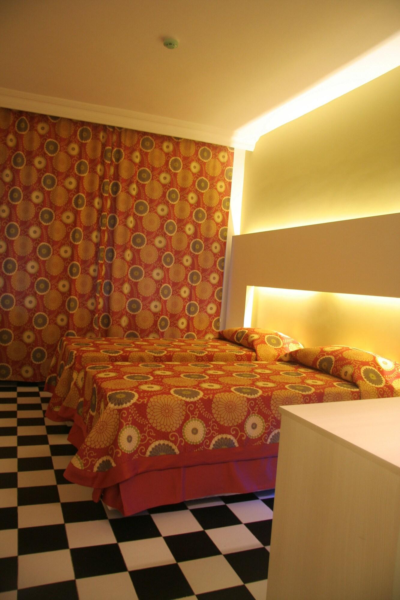 אלאניה Orient Suite Hotel מראה חיצוני תמונה