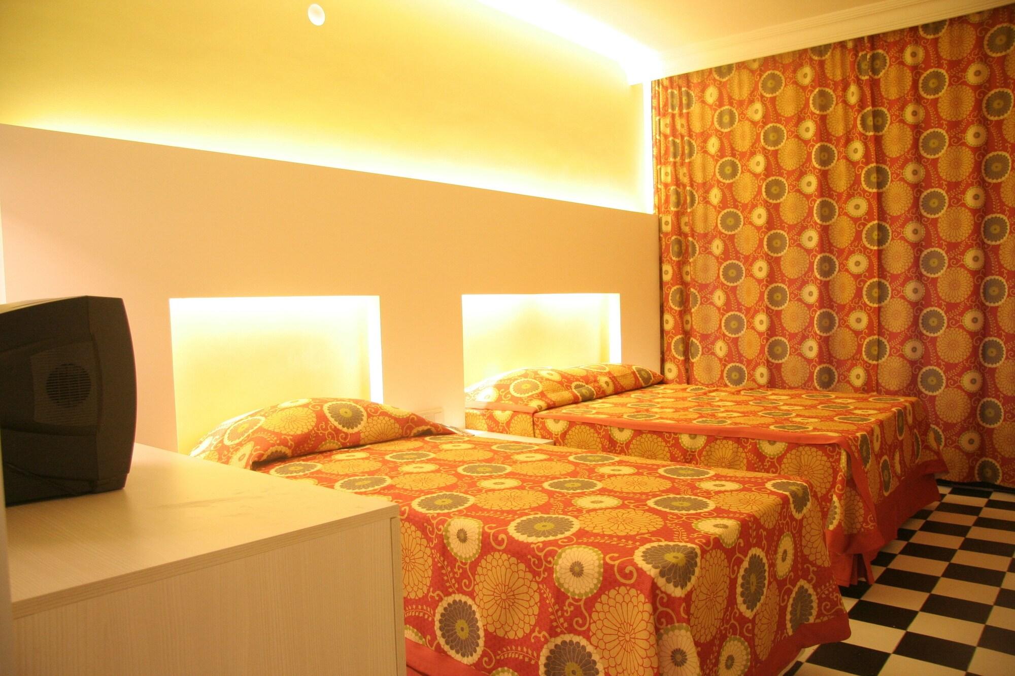אלאניה Orient Suite Hotel מראה חיצוני תמונה
