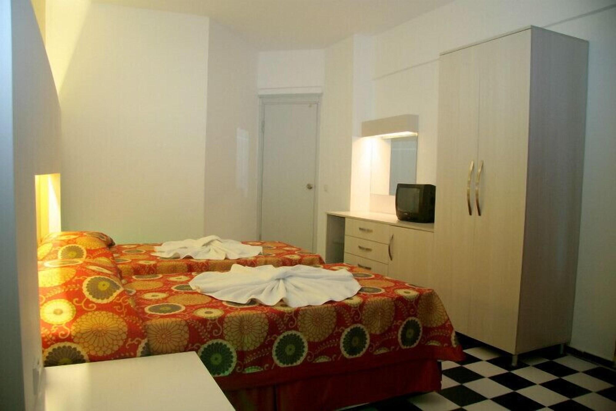 אלאניה Orient Suite Hotel מראה חיצוני תמונה