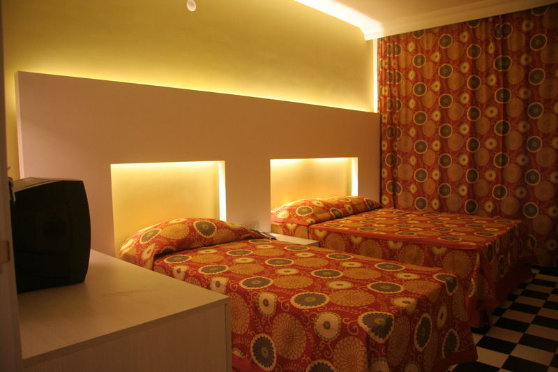 אלאניה Orient Suite Hotel מראה חיצוני תמונה