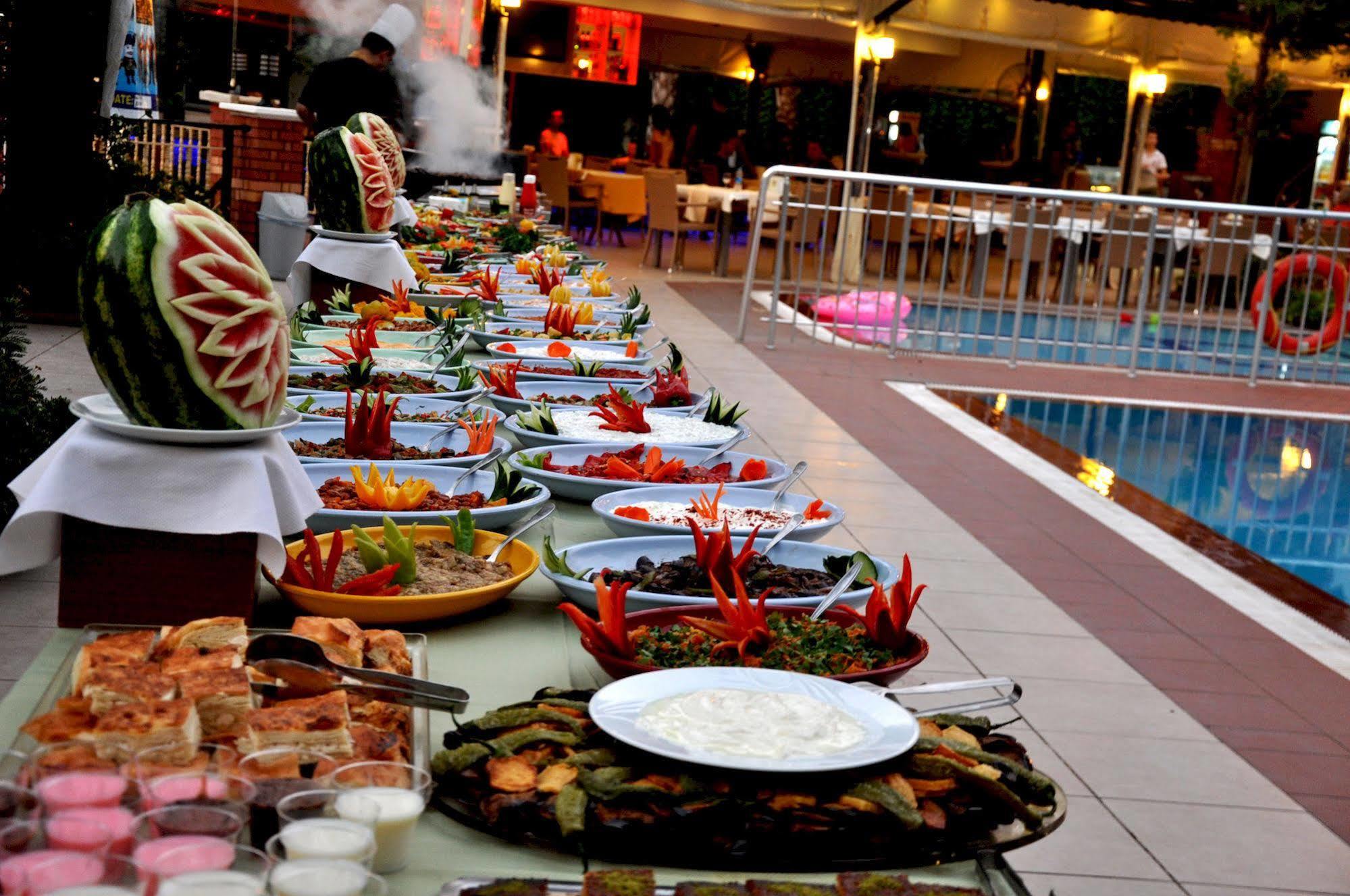 אלאניה Orient Suite Hotel מראה חיצוני תמונה