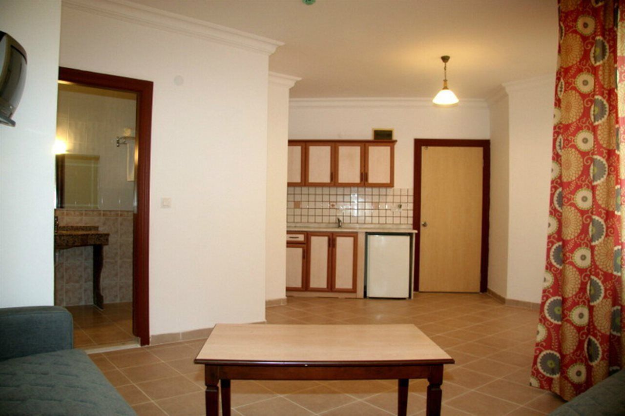 אלאניה Orient Suite Hotel מראה חיצוני תמונה